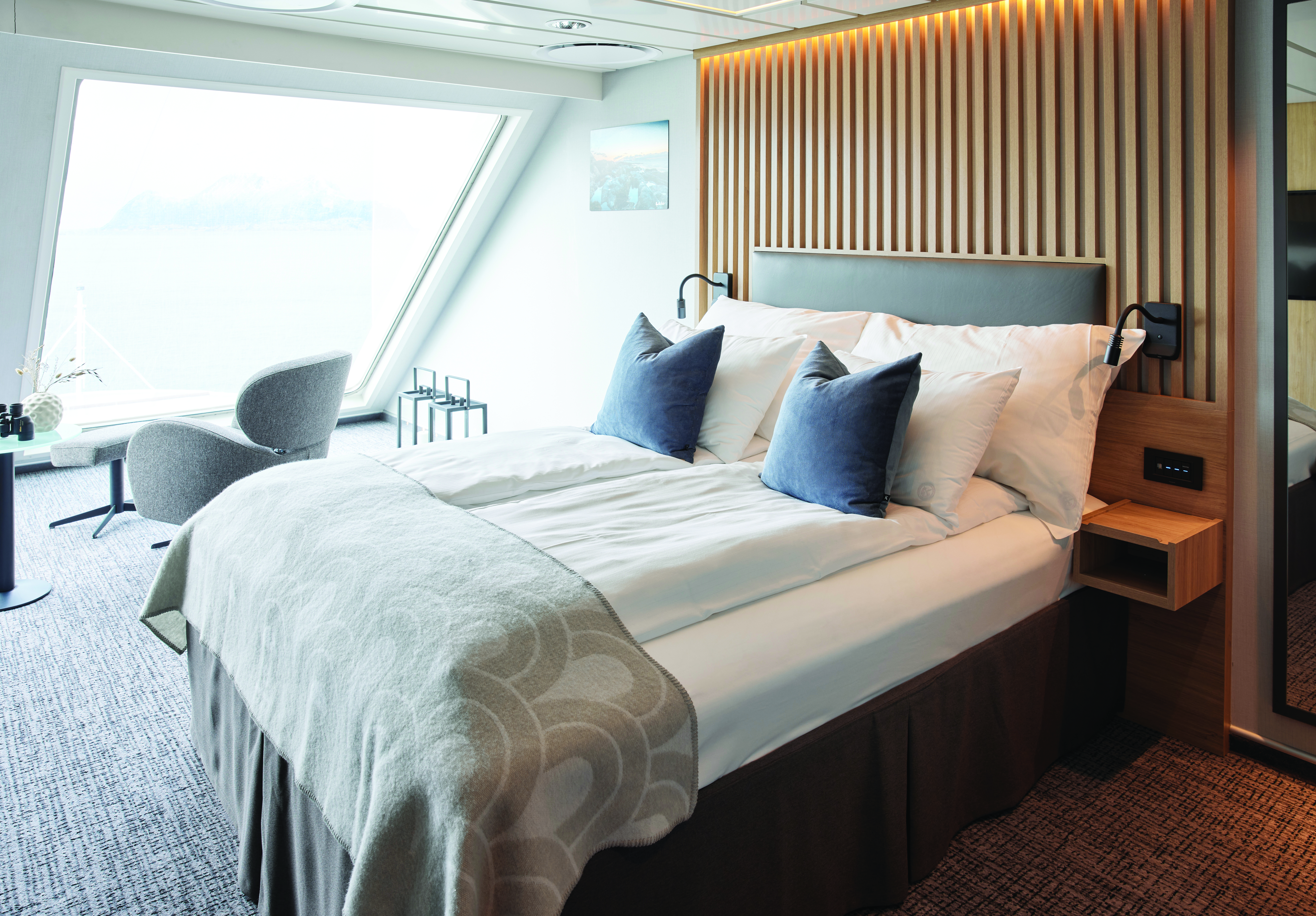 Kabinenbeispiel Panoramic Center Mini Suite (ZMP)